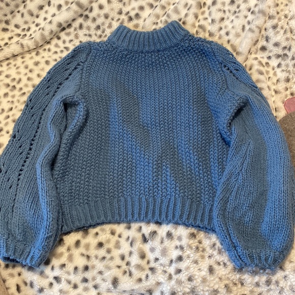 H&M Blue Knit Balloon Sleeve Crew Neck Sweater. Size M. Wool Blend. - Picture 5 of 7